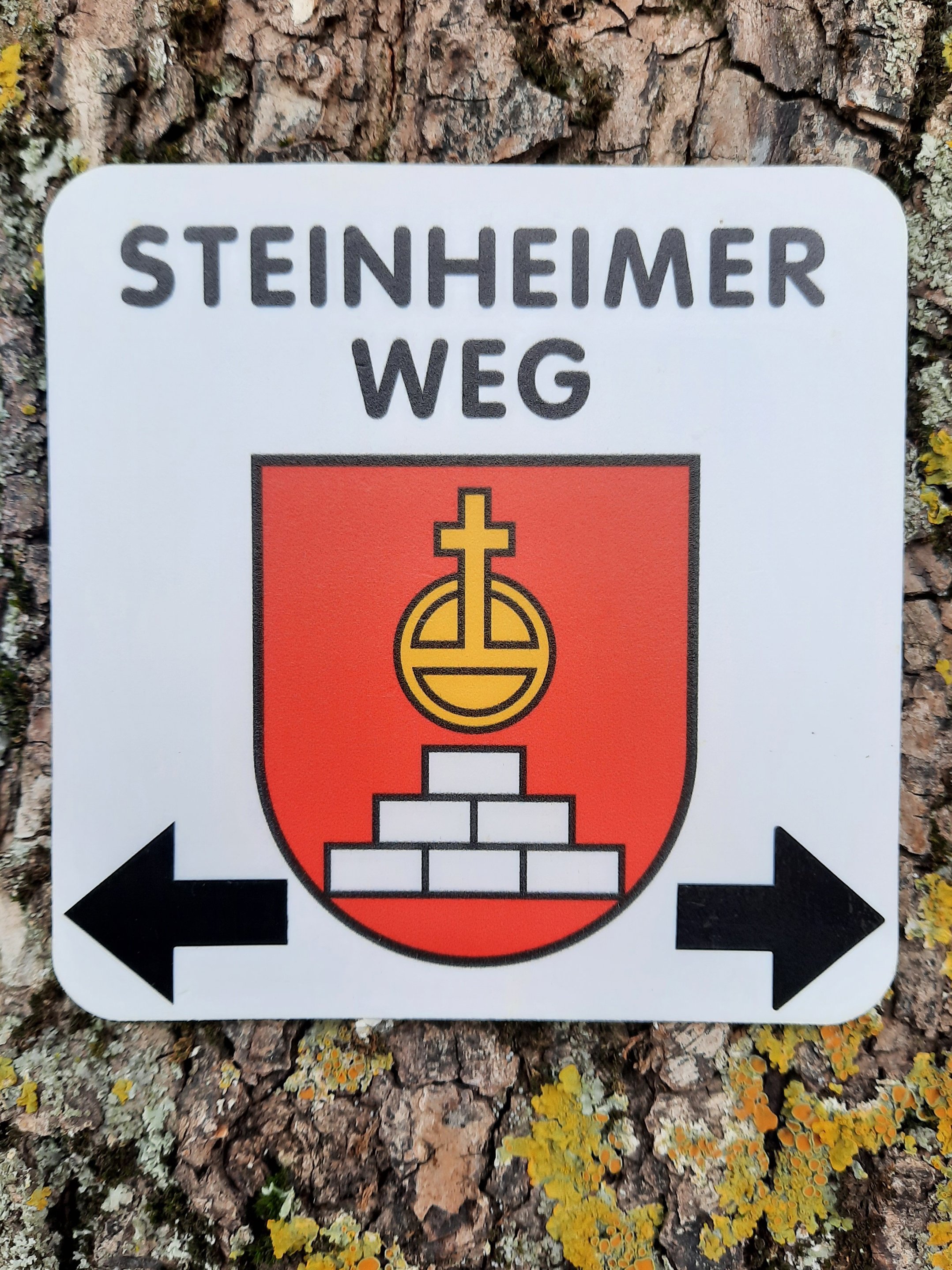 Wegweiser Steinheimer Weg